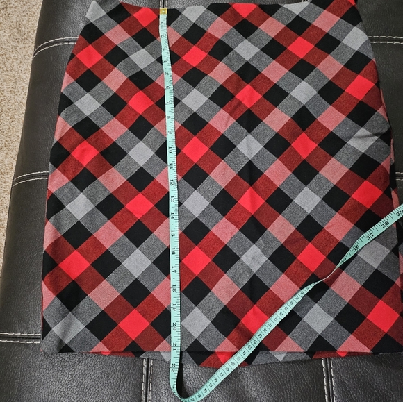 The Limited Red Black Gray Pencil Skirt with Side Zip Size 12 - Picture 2 of 4